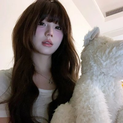 燕子与鹦鹉